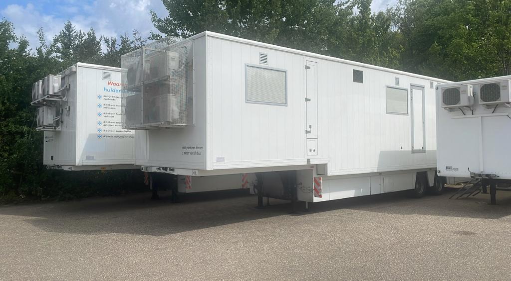 2x Mobiel Kantoor ex Bevolkingsonderzoek Trailers, Bedrijf, Aanhangers en Opleggers, Te koop