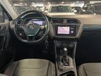 Volkswagen Tiguan 2.0 TSI 4Motion Highline 220 PK R Line - P, Automaat, Stof, 750 kg, 4 cilinders