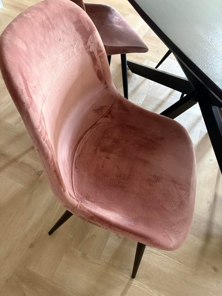 4x Roze fluwelen eetkamerstoelen - Zo goed als nieuw, Huis en Inrichting, Stoelen, Ophalen, Overige kleuren, Zo goed als nieuw