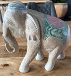 Houten olifant decoratie 24 x 24 cm, Ophalen of Verzenden, Gebruikt