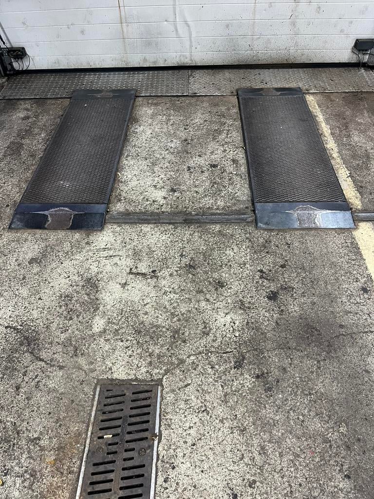 Remmenbank voor apk keuring!, Ophalen