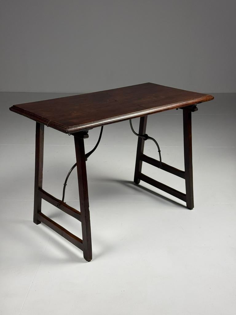 Spaanse tafel 18e eeuw antiek, Ophalen