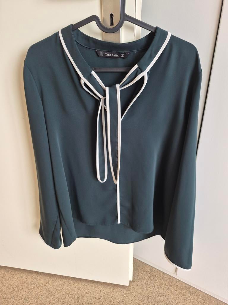 Zara Basic Blouse Groen met Witte Details, Kleding | Dames, Blouses en Tunieken, Maat 42/44 (L), Ophalen of Verzenden, Zo goed als nieuw
