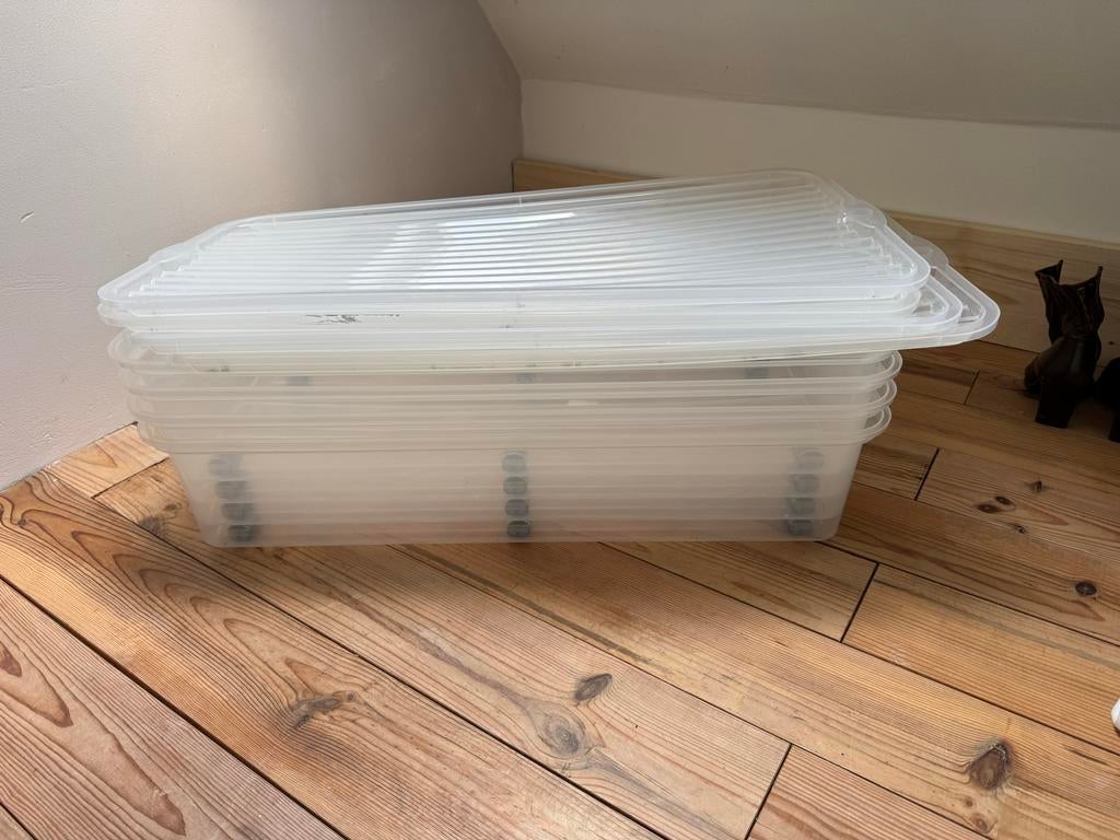 3 Opbergdozen op wieltjes voor onder bed - 40 liter, Ophalen, Gebruikt, 50 tot 100 cm, Minder dan 50 cm