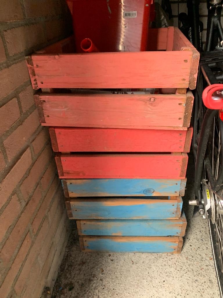 4  stevige houten kisten, Ophalen, Minder dan 50 cm, Gebruikt, 50 tot 100 cm
