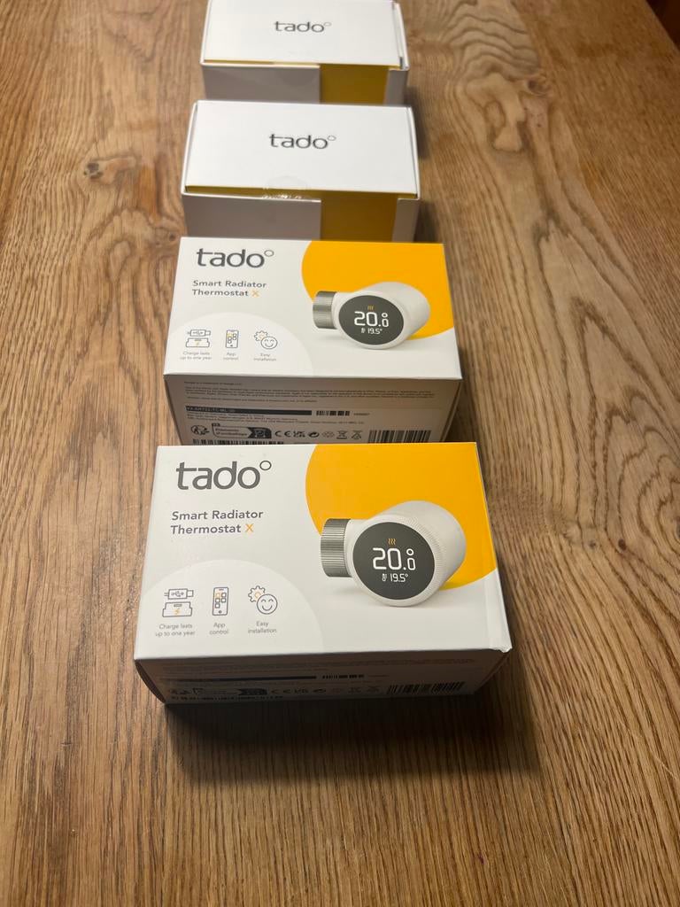 4 Tado Slimme Radiator Thermostaat knoppen, Ophalen of Verzenden, Slimme thermostaat, Nieuw