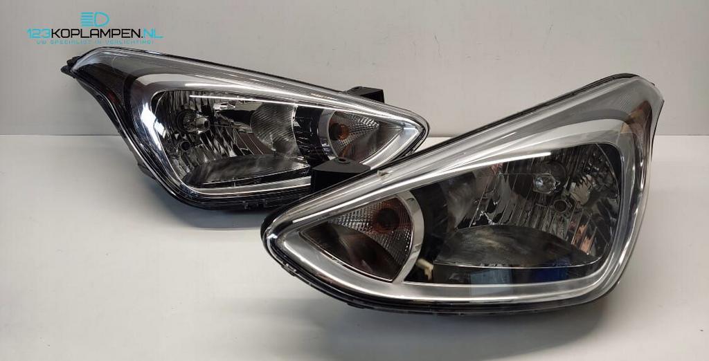 Hyundai i10 2 koplamp links rechts, Gebruikt, -, -, Ophalen of Verzenden
