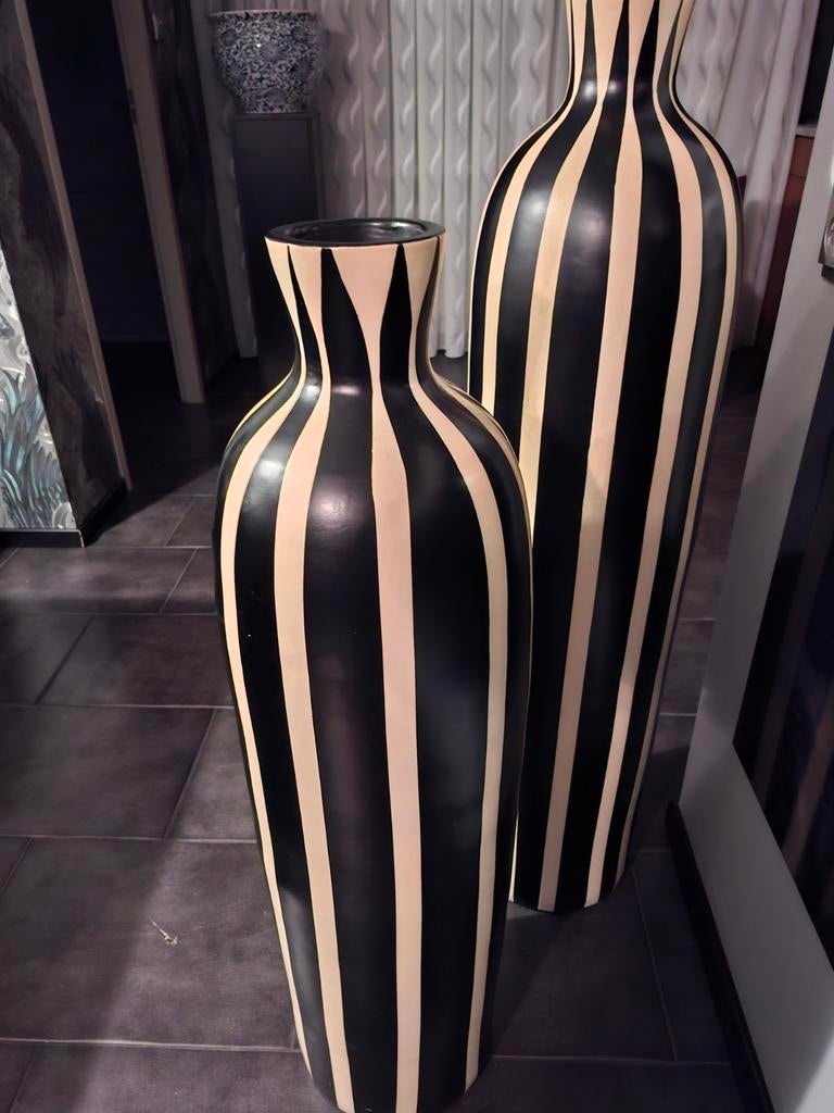 Set van 2 grote zwart crème gestreepte vazen, Huis en Inrichting, Woonaccessoires | Vazen, Overige materialen, Zwart, Ophalen of Verzenden