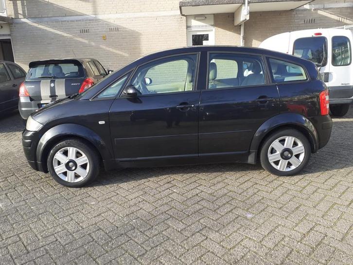 Audi A2 1.4 55KW 2003 Zwart, Auto's, Audi, Particulier, A2, Adaptive Cruise Control, Airbags, Airconditioning, Centrale vergrendeling