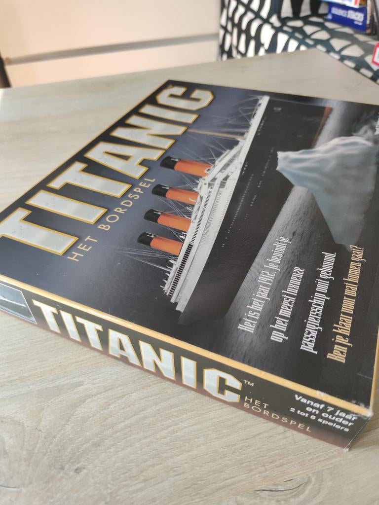 Titanic Het Bordspel - Compleet en in goede staat, Hobby en Vrije tijd, Gezelschapsspellen | Bordspellen, Identity Games, Vijf spelers of meer