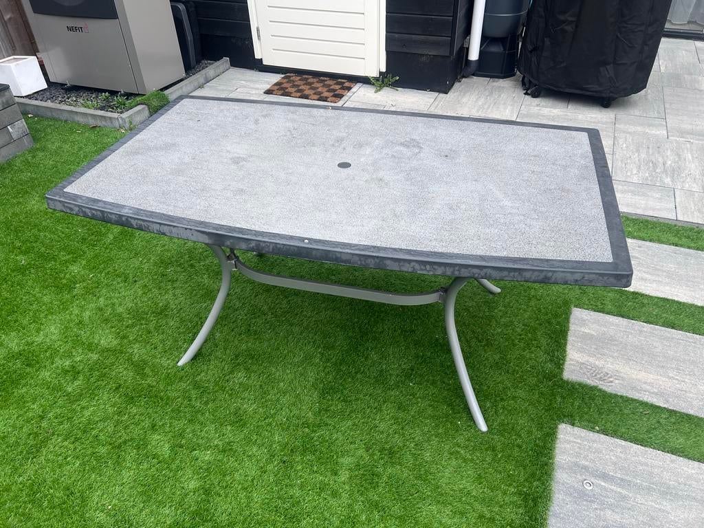 Robuuste tuintafel - Grijs - 158x89x73 cm, Tuin en Terras, Tuintafels, Ophalen, Gebruikt, Rechthoekig, Metaal