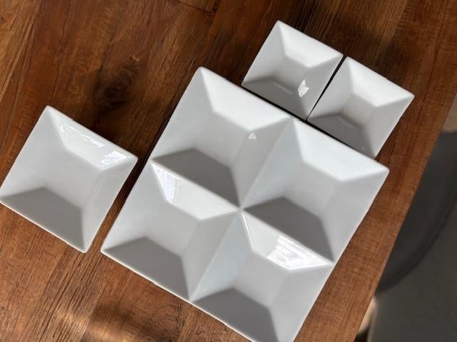 4 schaaltjes apèro, Huis en Inrichting, Keuken | Servies, Ophalen of Verzenden, Zo goed als nieuw, Overige stijlen, Schaal of Schalen