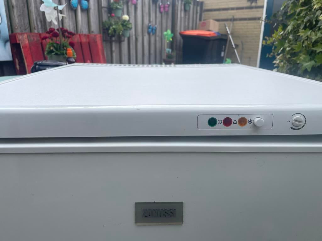 Zanussi vrieskast met 3 laden, Gebruikt, Minder dan 60 cm, Vrijstaand, Ophalen