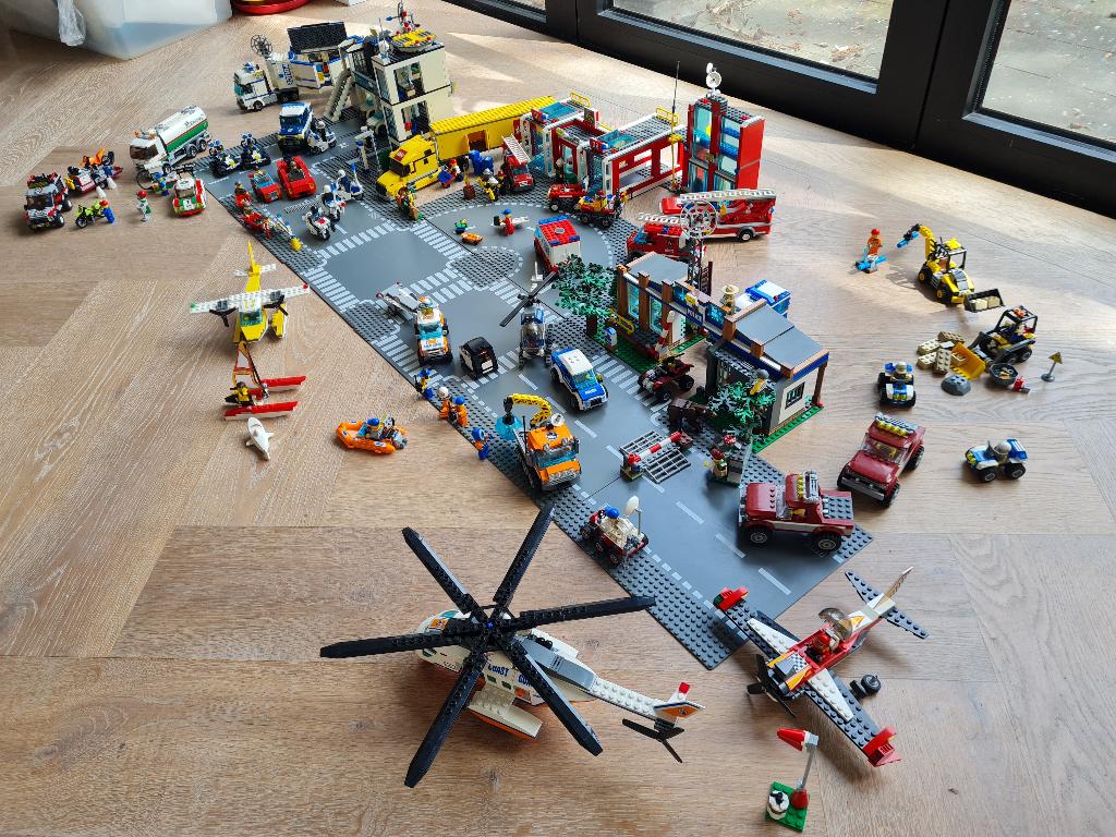 Groot pakket Lego city WYSIWYG, Kinderen en Baby's, Speelgoed | Duplo en Lego, Gebruikt, Lego, Meerdere sets, City, Ophalen