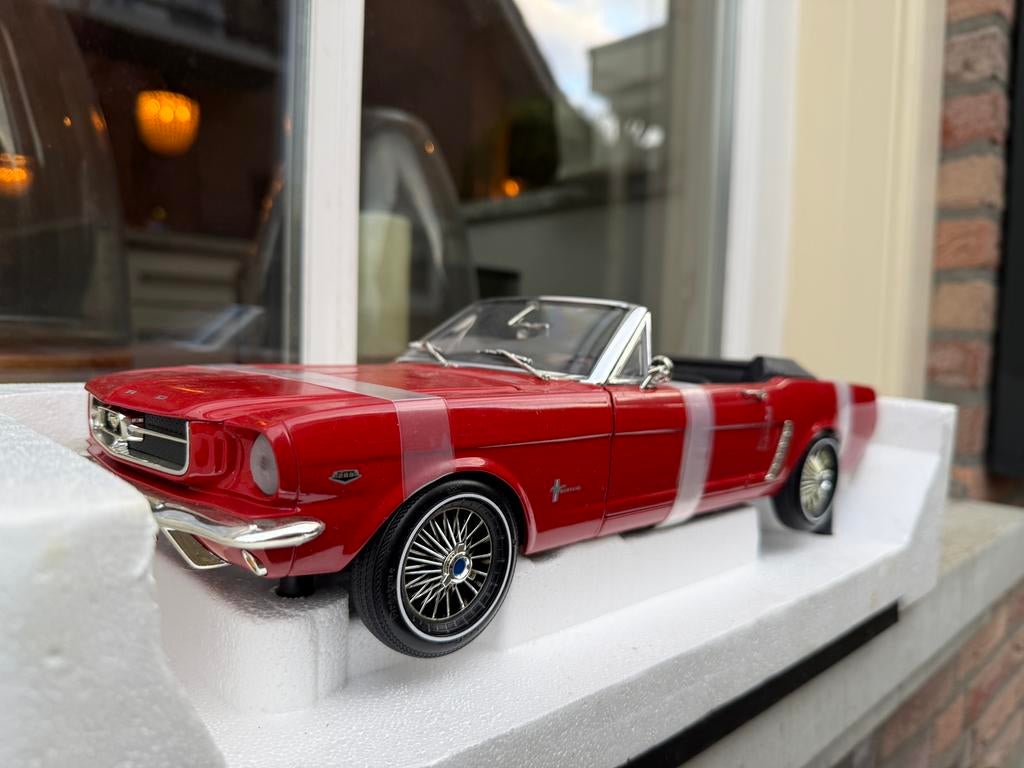 1:12 Ford Mustang Cabrio rood 1964 Ertl, Auto, USA, Nieuw, Ophalen of Verzenden
