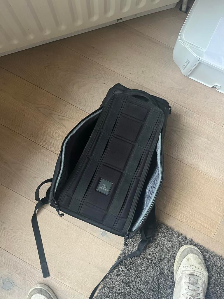 Douchebags The Hugger 20L rugzak, 25 tot 40 cm, Zo goed als nieuw, Ophalen, Overige merken