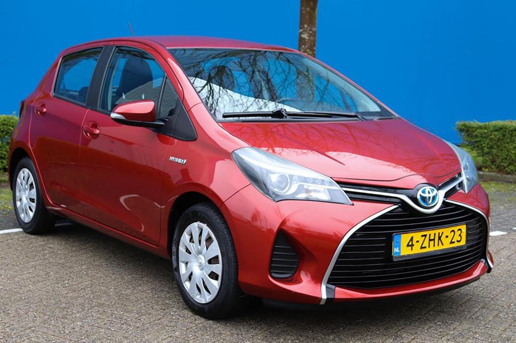 Toyota Yaris 1.5 Hybrid Aspiration, Auto's, Toyota, Gebruikt, 4 cilinders, 49 €/maand, Origineel Nederlands