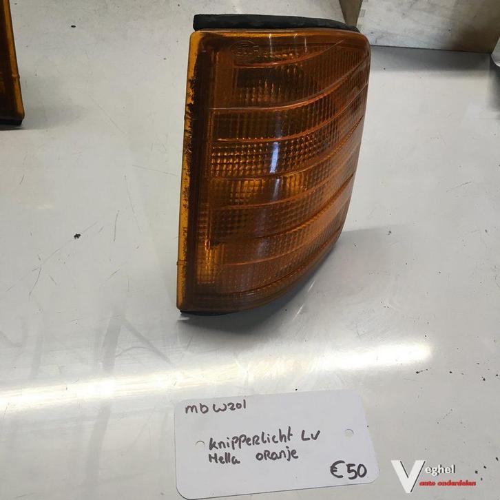 Mercedes W201  Knipperlicht Hella Linksvoor, Auto-onderdelen, Verlichting, Gebruikt, Ophalen of Verzenden