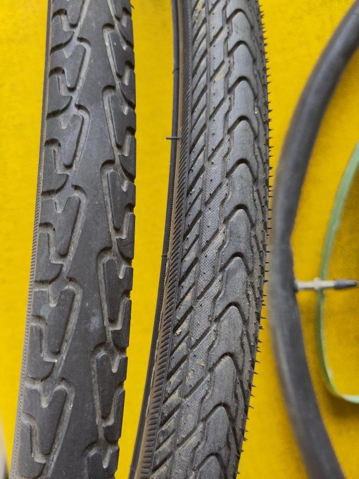 fietsbanden maat 28 x 1 3/8, Fietsen en Brommers, Fietsonderdelen, Gebruikt, Algemeen, Band, Ophalen of Verzenden