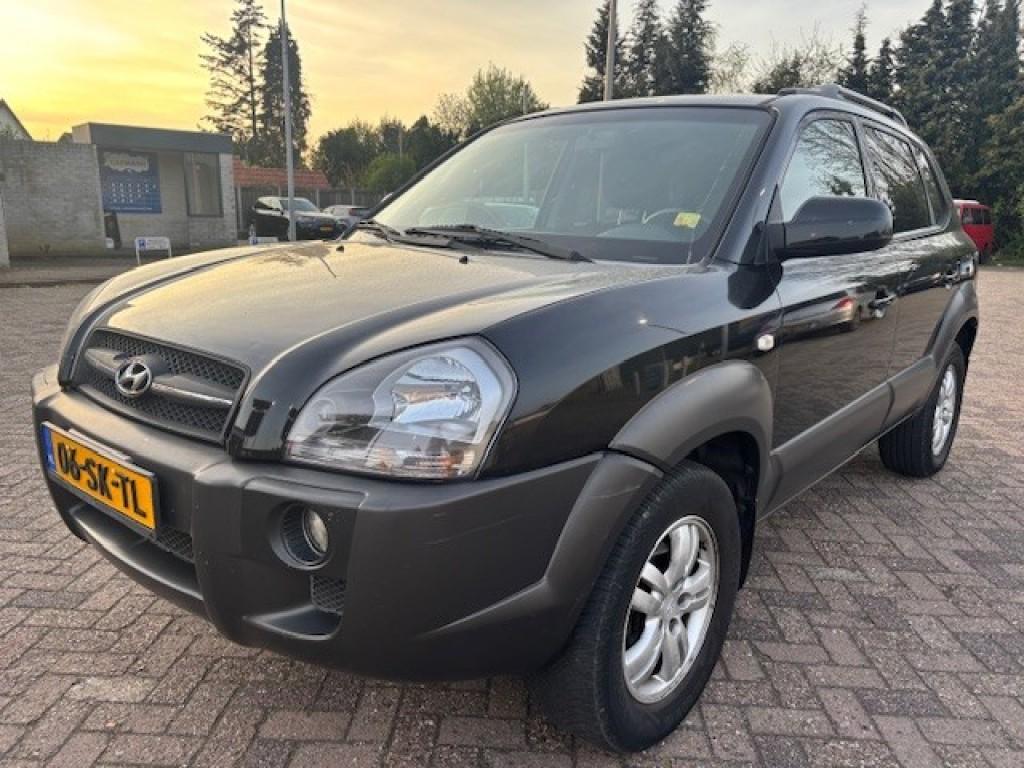 Hyundai TUCSON 2.0 GLS, Gebruikt, 142 pk, 4 cilinders, Zwart