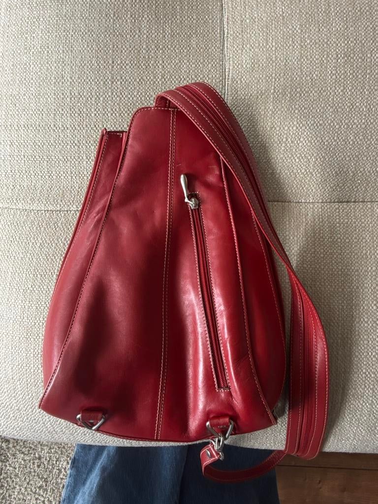 Vintage Prada rugzak/tas - Rood leer, multifunctioneel, Sieraden, Tassen en Uiterlijk, Tassen | Rugtassen, Overige merken, Gebruikt