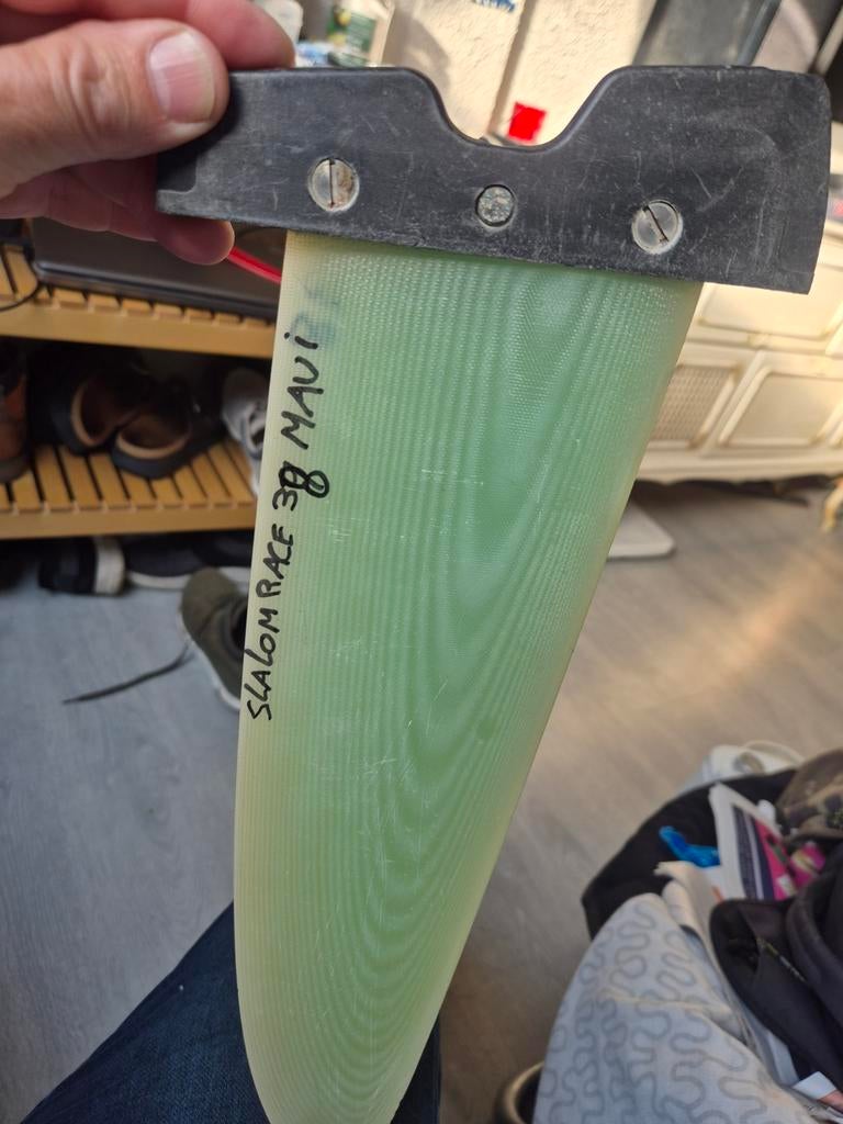 Diversen powerbox vinnen tussen de 45 en 75 euro..., Watersport en Boten, Windsurfen, Verzenden, Zo goed als nieuw, Overige typen