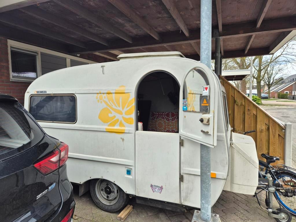 Caravan 750 kg witte Kenteken, Caravans en Kamperen, Caravans, Overige merken, 750 - 1000 kg, Particulier, 4 tot 5 meter