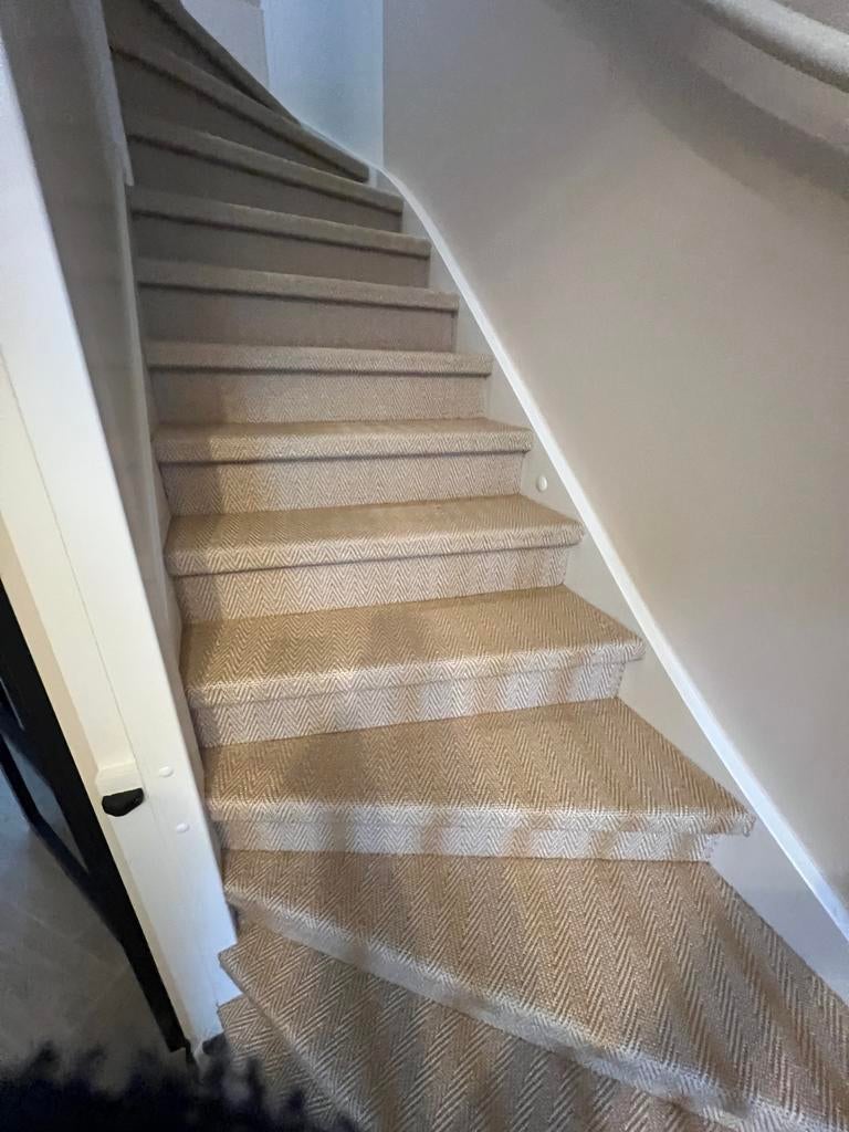 Trap laten stofferen? Van budget tot luxe – alles mogelijk, Ophalen of Verzenden, Nieuw, Minder dan 10 m², Tapijt