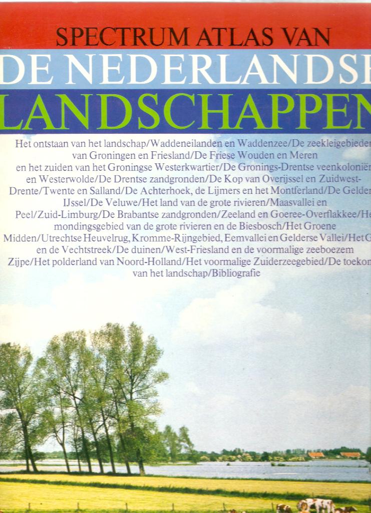 Spectrum Atlas van de Nederlandse Landschappen, Boeken, Ophalen of Verzenden, Gelezen, Natuur algemeen