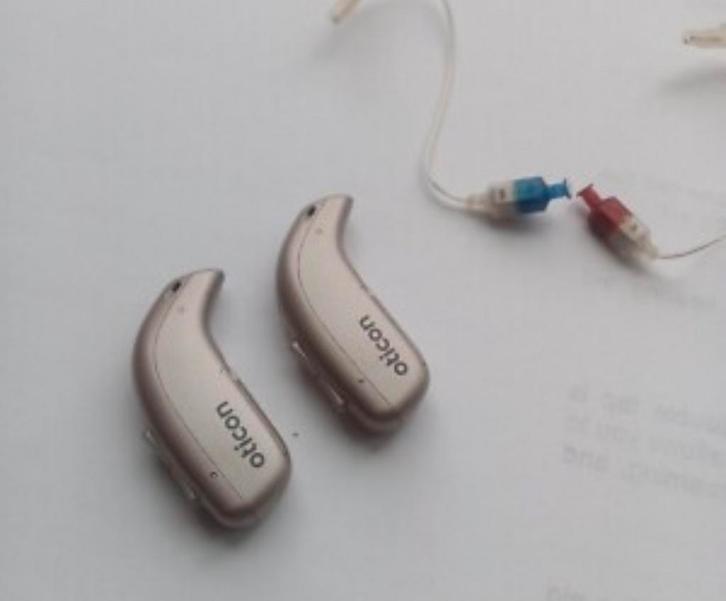Set top Hoortoestellen, Oticon Intent 1 MiniRite - R, ZGAN, Diversen, Verpleegmiddelen, Zo goed als nieuw, Ophalen of Verzenden