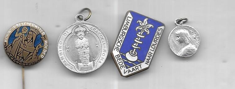 RELIGIE GODSDIENST SPELDEN, Verzamelen, Speldjes, Pins en Buttons, Ophalen of Verzenden, Gebruikt, Overige onderwerpen, Speldje of Pin