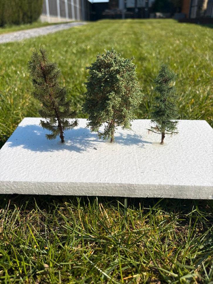 3x handgemaakte bomen H0 modelbaan Der Modellbaum nieuw, Hobby en Vrije tijd, Modeltreinen | H0, Nieuw, Natuur, Gelijkstroom of Wisselstroom