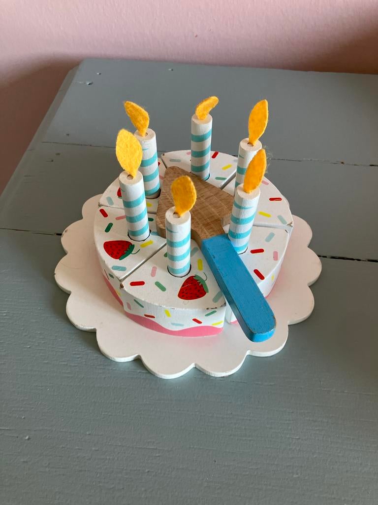 Hema Houten verjaardagstaart met kaarsjes en taartschep, Ophalen of Verzenden, Zo goed als nieuw, Overige typen