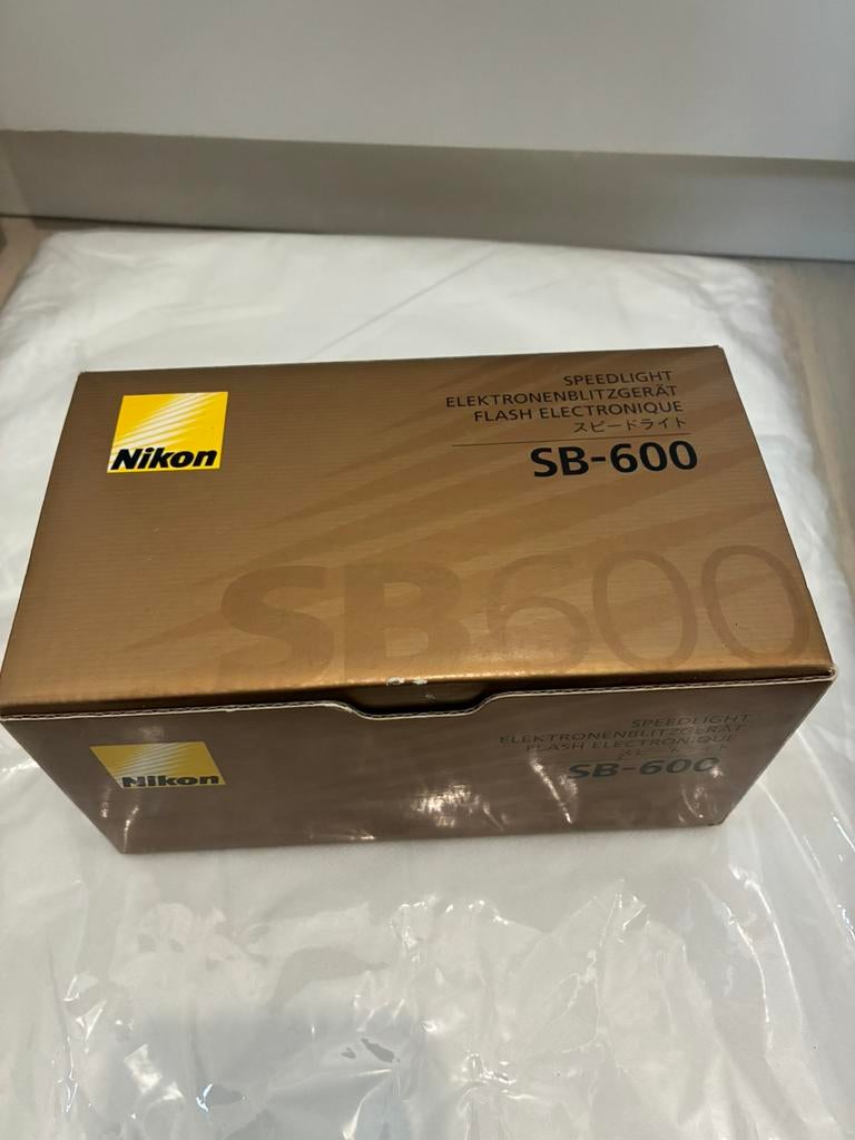 Nikon flits SB600 en SB900 en pixel king Pro trigger., Audio, Tv en Foto, Fotografie | Flitsers, Ophalen of Verzenden, Zo goed als nieuw