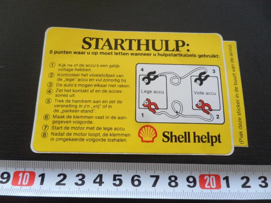 sticker SHELL helpt - starthulp gebruik hulpstartkabels *, Verzamelen, Stickers, Ophalen, Zo goed als nieuw