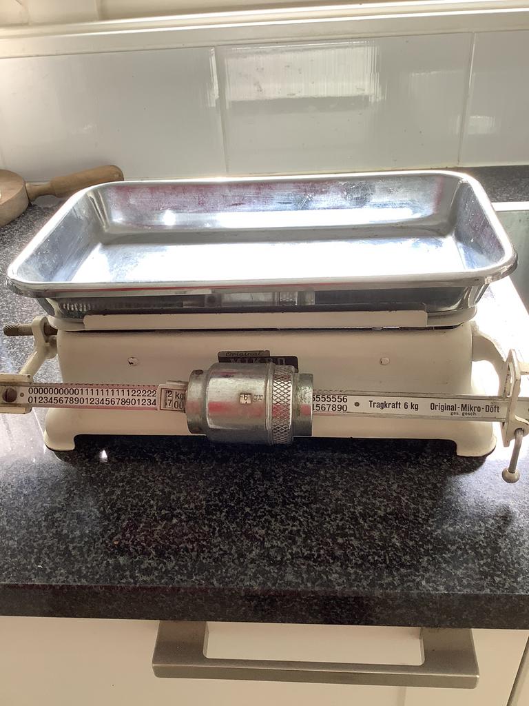 Keukenweegschaal vintage Mikro Duft, Keukenweegschaal, Ophalen of Verzenden, Gebruikt, Minder dan 10 kg