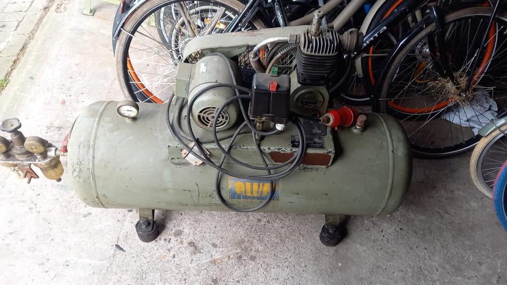 Compressor, 100 liter of meer, Ophalen, Gebruikt
