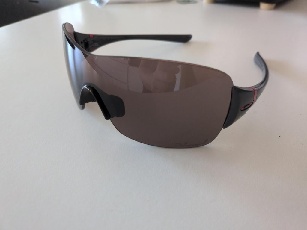 Oakley Miss Conduct Dames Zonnebril Polarized, Sieraden, Tassen en Uiterlijk, Zonnebrillen en Brillen | Dames, Zonnebril, Zwart