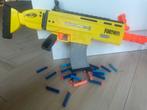 Nerf Fortnite SCAR Blaster met magazijn en pijltjes, Ophalen of Verzenden, Gebruikt, Jongen of Meisje