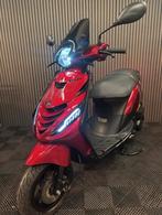 PIAGGIO ZIP 4T 3V 2021 BROM FULL OPTION CANDY ROOD, Maximaal 45 km/u, Zip, Ophalen of Verzenden, Zo goed als nieuw
