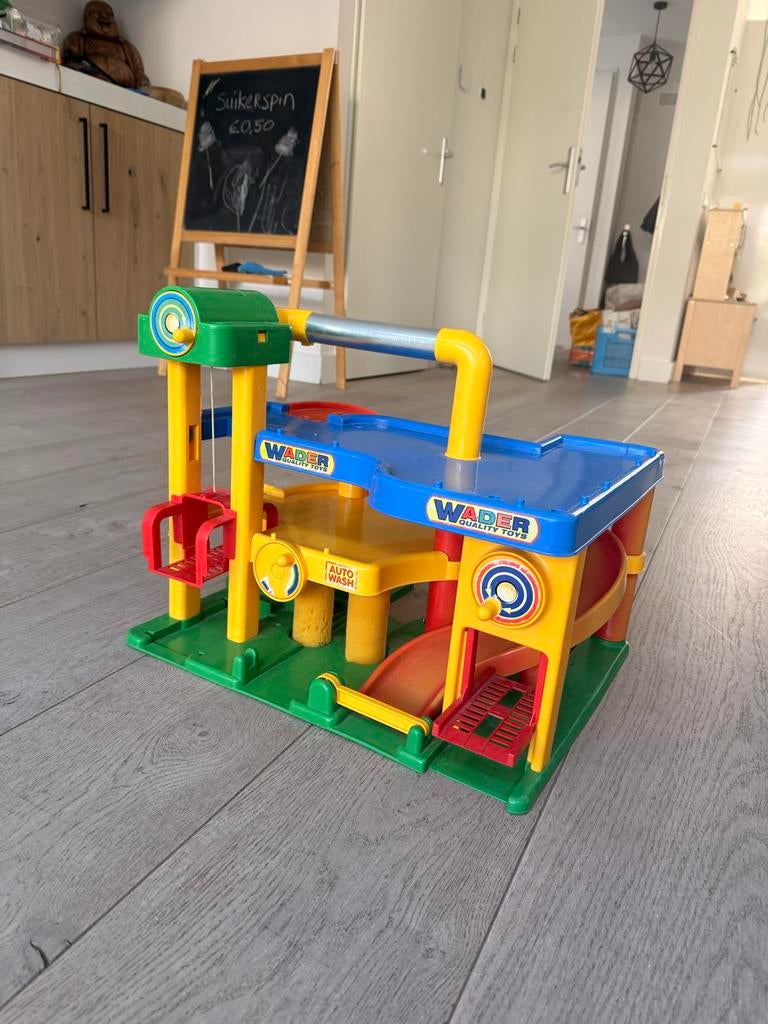 Degelijke speelgoed autogarage - Veel speelplezier!, Kinderen en Baby's, Speelgoed | Overig, Ophalen, Gebruikt, Jongen of Meisje