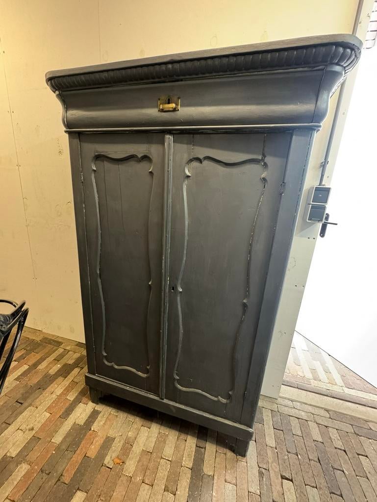 Mooie biedermeier kast, Ophalen