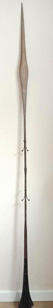 Grote metalen speer 1.97m, Antiek en Kunst, Antiek | Overige Antiek, Ophalen of Verzenden