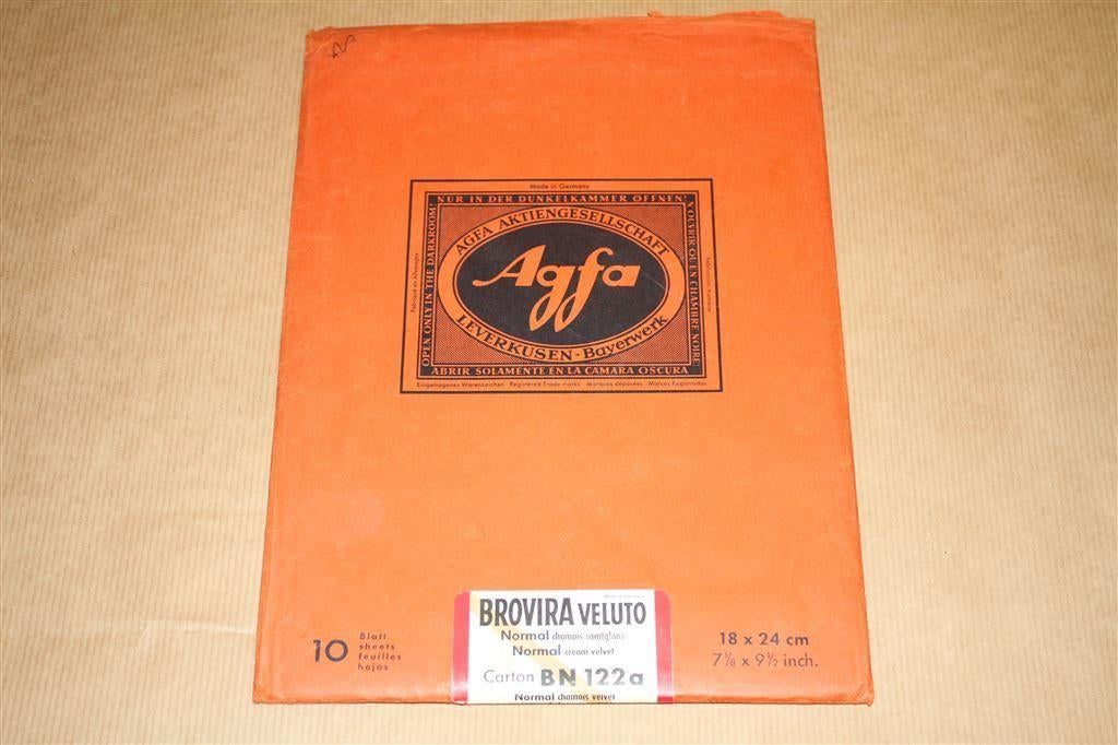 Oude Agfa map met fotografisch papier - Ca 1950 !!, Verzamelen, Ophalen of Verzenden, 1940 tot 1960, Fototoestel