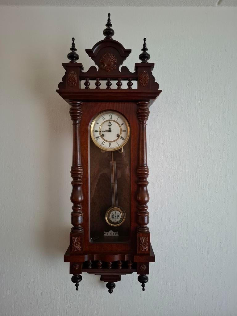 Zeer mooie werkende antieke wandklok, Antiek en Kunst, Ophalen of Verzenden