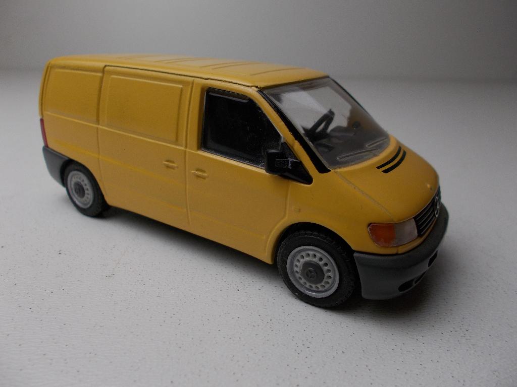 Vintage NZG Germany No. 420/421 MERCEDES BENZ VITO I.g.st., Ophalen of Verzenden, Zo goed als nieuw, Bus of Vrachtwagen, Overige merken