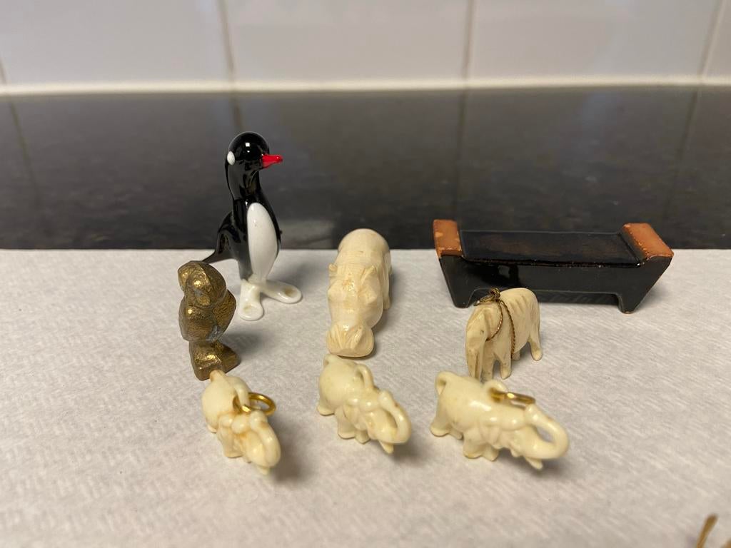 Verzameling van diverse kleine beeldjes en figuren, Ophalen of Verzenden, Gebruikt, Dier