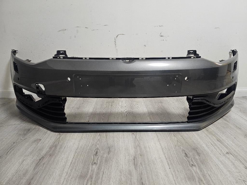 VW Polo 6C origineel voorbumper  4xPDC, Ophalen, Gebruikt, Bumper, Volkswagen