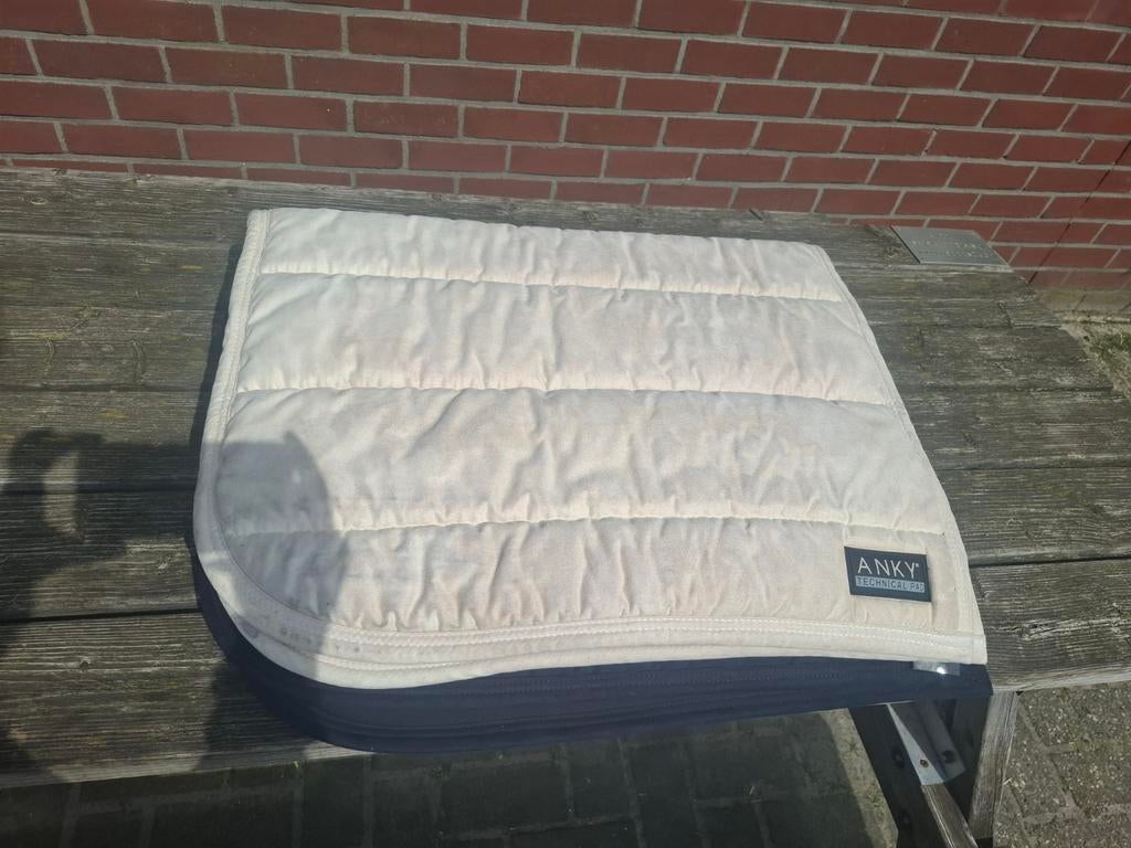 Anky dekje Crème, Dieren en Toebehoren, Full (L), Dressuurdekje, Ophalen of Verzenden, Zo goed als nieuw