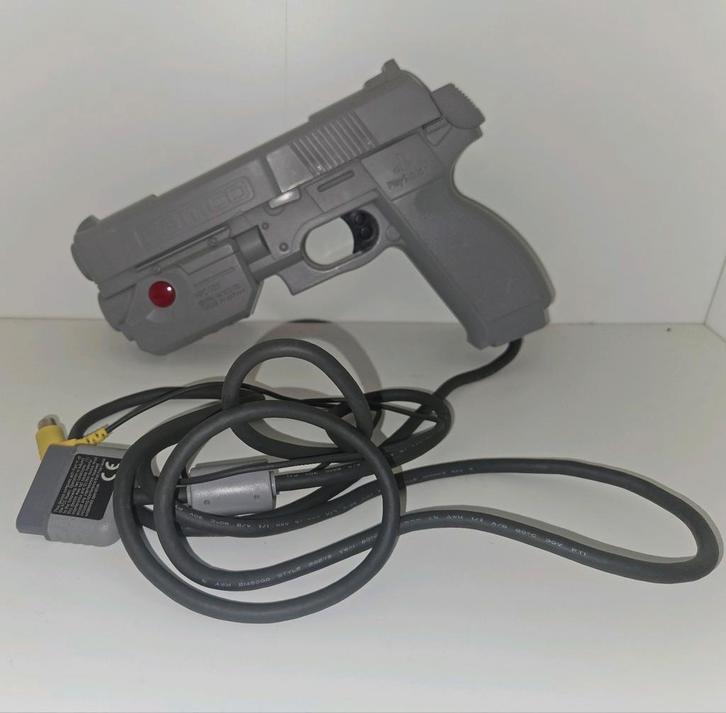 Namco Guncon Light Gun voor PlayStation 1, Spelcomputers en Games, Spelcomputers | Sony PlayStation Consoles | Accessoires, Gebruikt